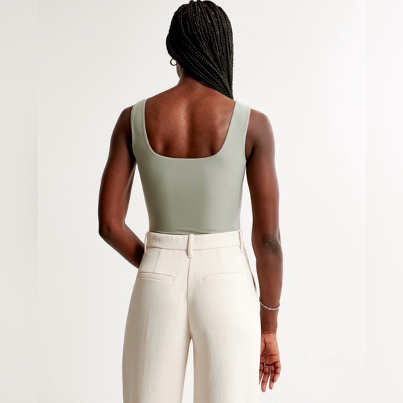 Abercrombie Soft Matte Seamless Squareneck Bodysuit - Picture 3 of 9